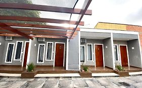 Pousada Recanto Beach House - Cabo Frio - Rj- Unamar- Cond Florestinha - 1 Min A Pe Da Praia