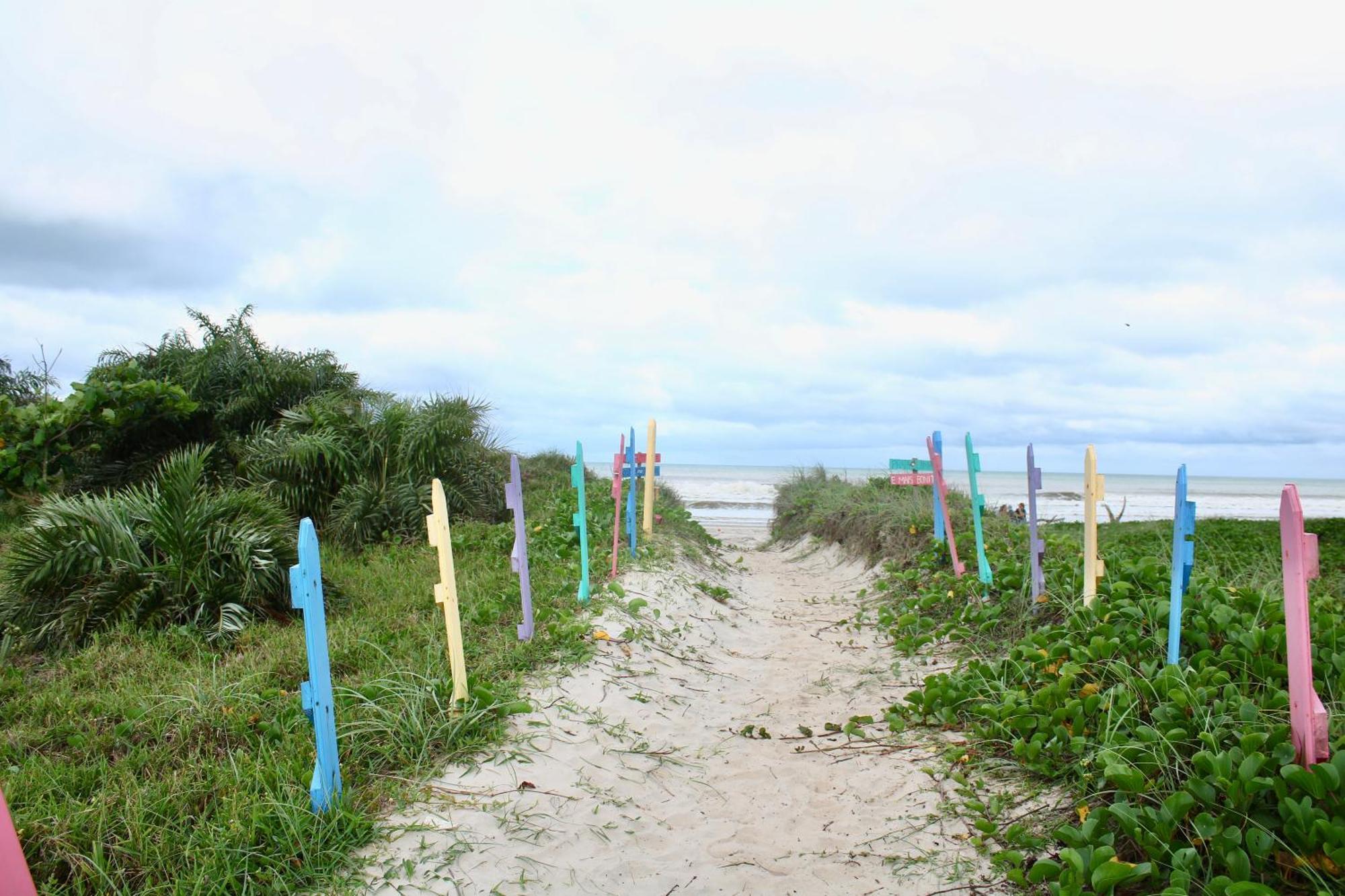 Pousada Recanto Beach House - Cabo Frio - Rj- Unamar- Cond Florestinha - 1 Min A Pe Da Praia Tamoios Exterior foto